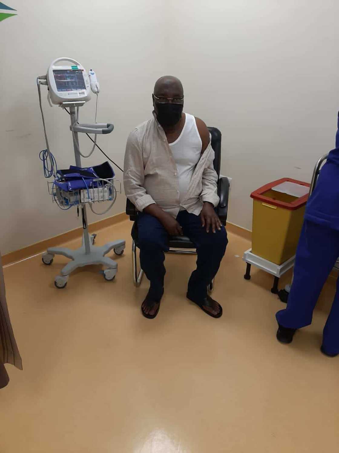 An sake yiwa Atiku rigakafin Korona a karo na biyu An sake yiwa Atiku rigakafin Korona a karo na biyu