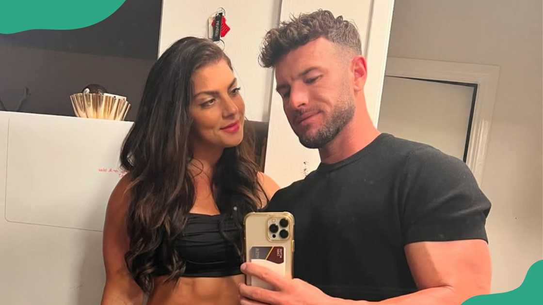 Ida Bergfoth and her boyfriend, Henrik Sundvall in black outfits. Ida Bergfoth and her boyfriend, Henrik Sundvall in black outfits.