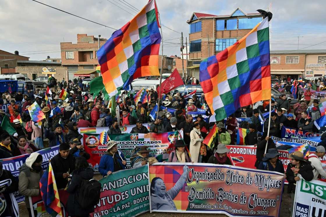 Supporters of Bolivian ex-president Evo Morales are angry about economic hardship Supporters of Bolivian ex-president Evo Morales are angry about economic hardship