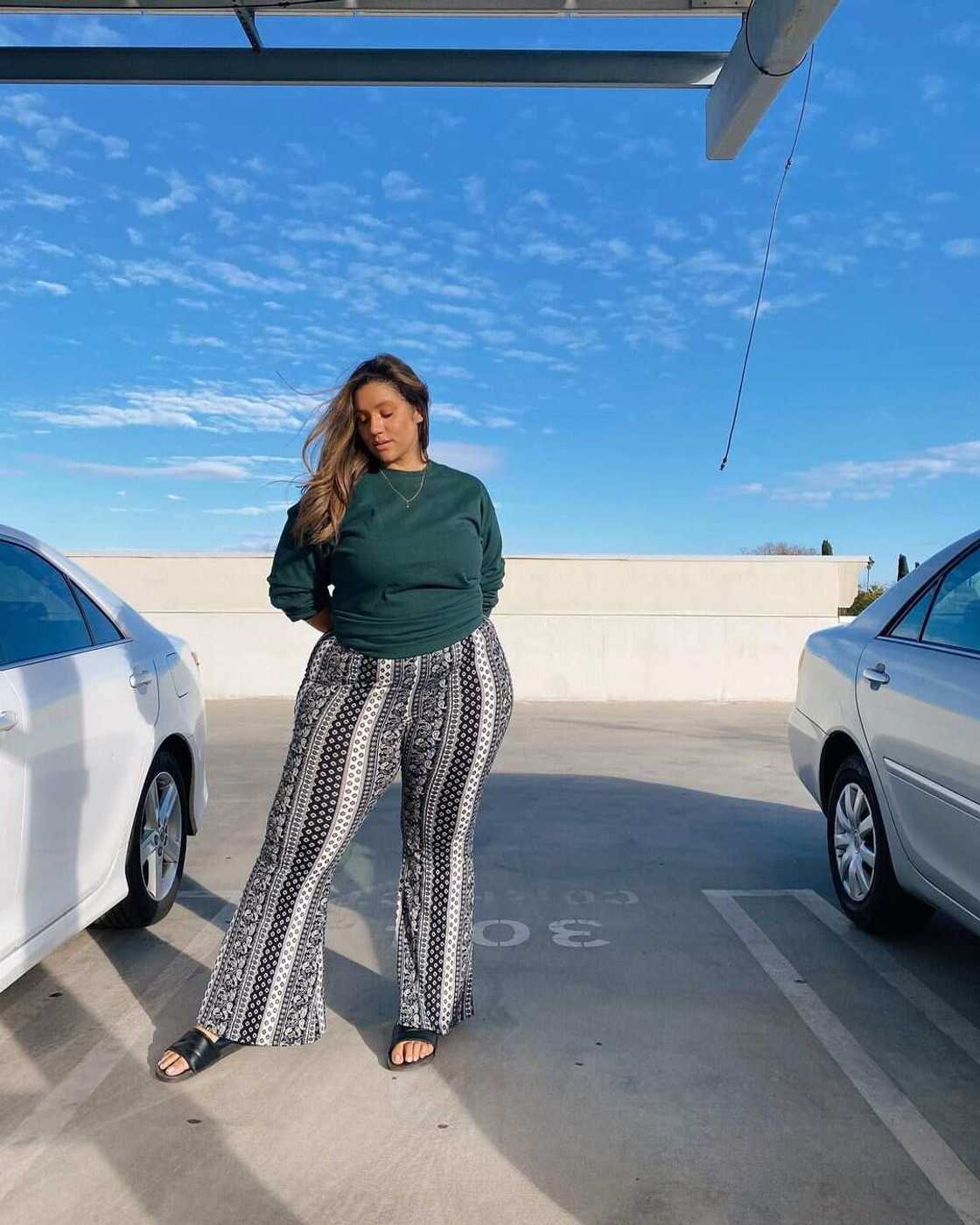 Erica Lauren's bio Erica Lauren's bio