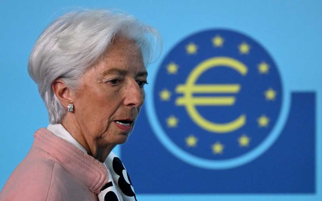 ECB chief Christine Lagarde worries that the US-led global economic order is 'fracturing' ECB chief Christine Lagarde worries that the US-led global economic order is 'fracturing'