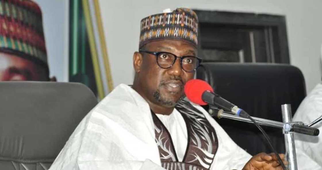 Gwamna Abubakar Sani Bello Ya Kori Kwamishinan Ayyuka a Jiharsa