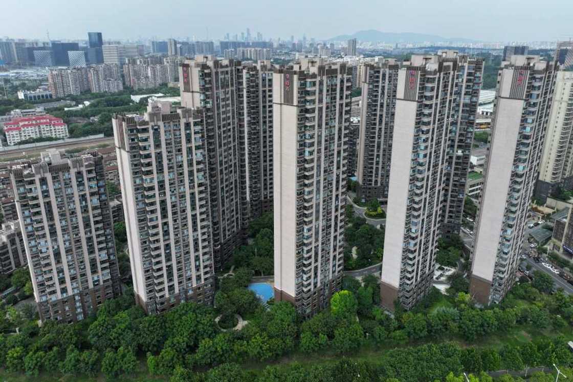 Evergrande estimated it had debts of $328 billion at the end of June Evergrande estimated it had debts of $328 billion at the end of June