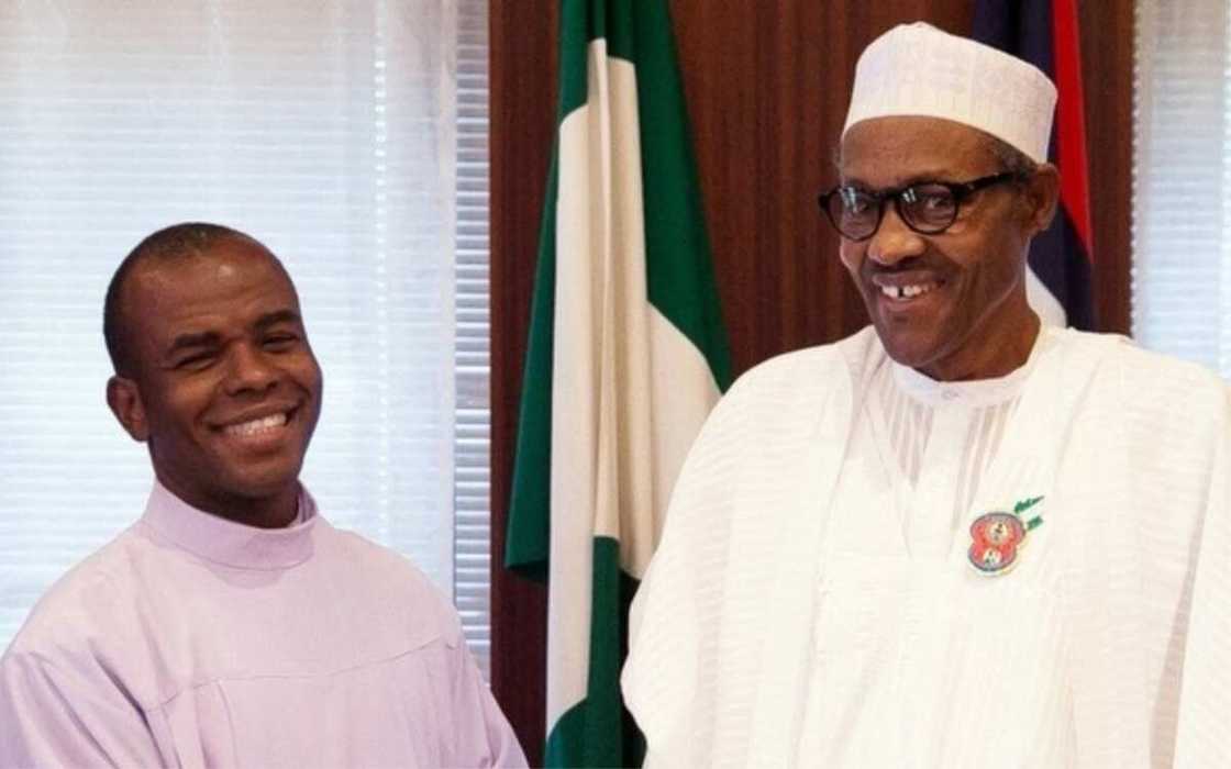 Ka samawa matasa aiki ko ayi maka juyin mulki, Father Mbaka ga Buhari