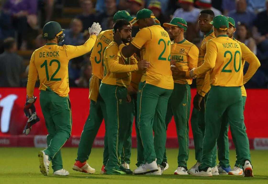 Well bowled - South Africa's Tabraiz Shamsi (C) is congratulated by teammates after his dismissal of England's Sam Curran Well bowled - South Africa's Tabraiz Shamsi (C) is congratulated by teammates after his dismissal of England's Sam Curran
