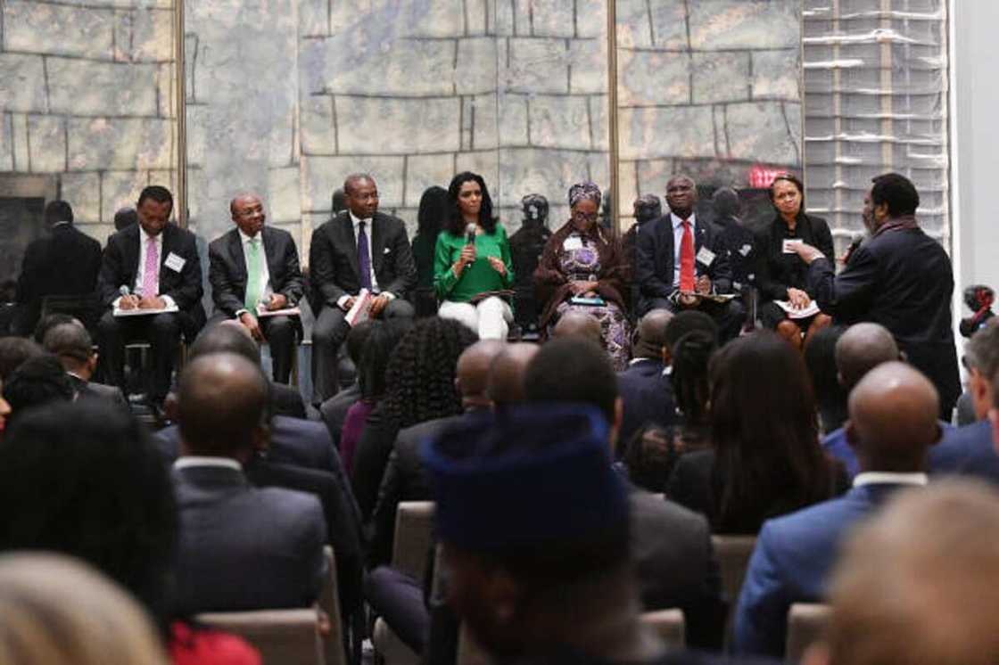 Godwin Emefiele Godwin Emefiele