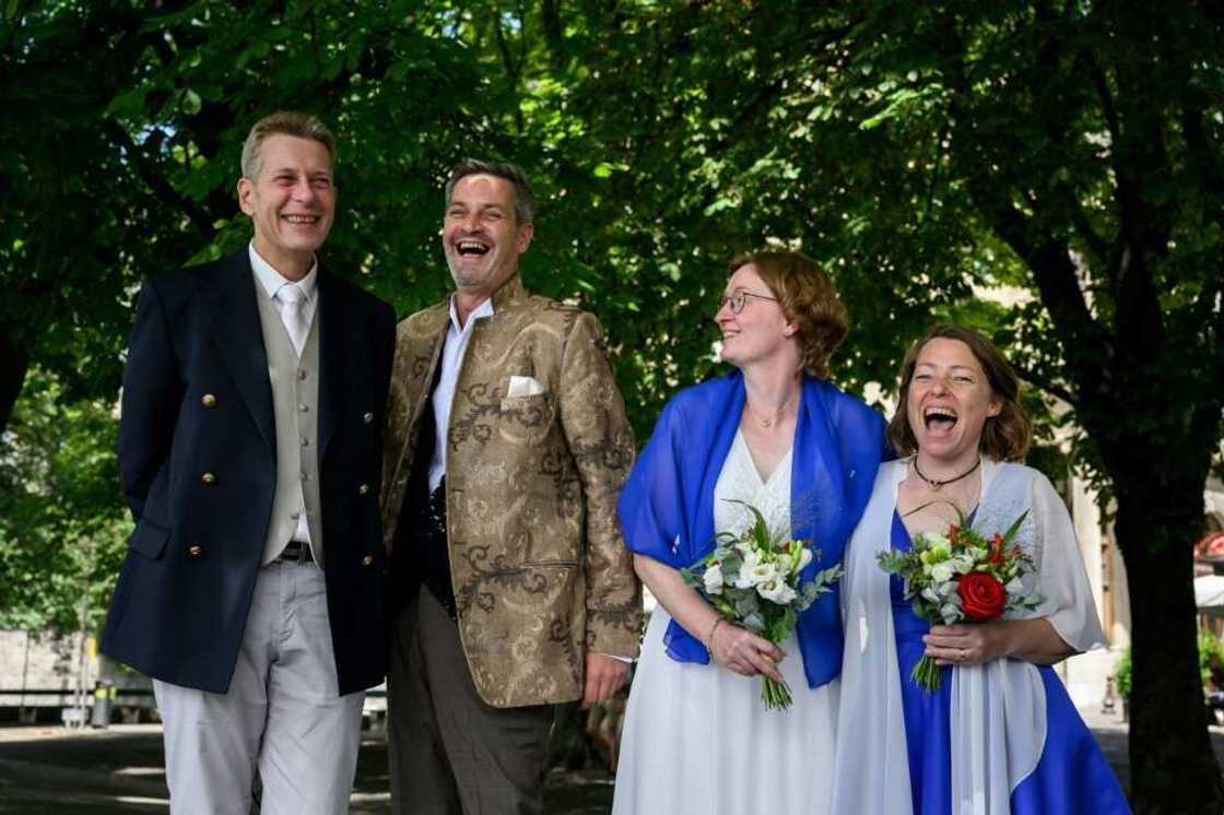 Daniel and Xavier, as well as Laure and Aline, celebrated their weddings on Friday Daniel and Xavier, as well as Laure and Aline, celebrated their weddings on Friday