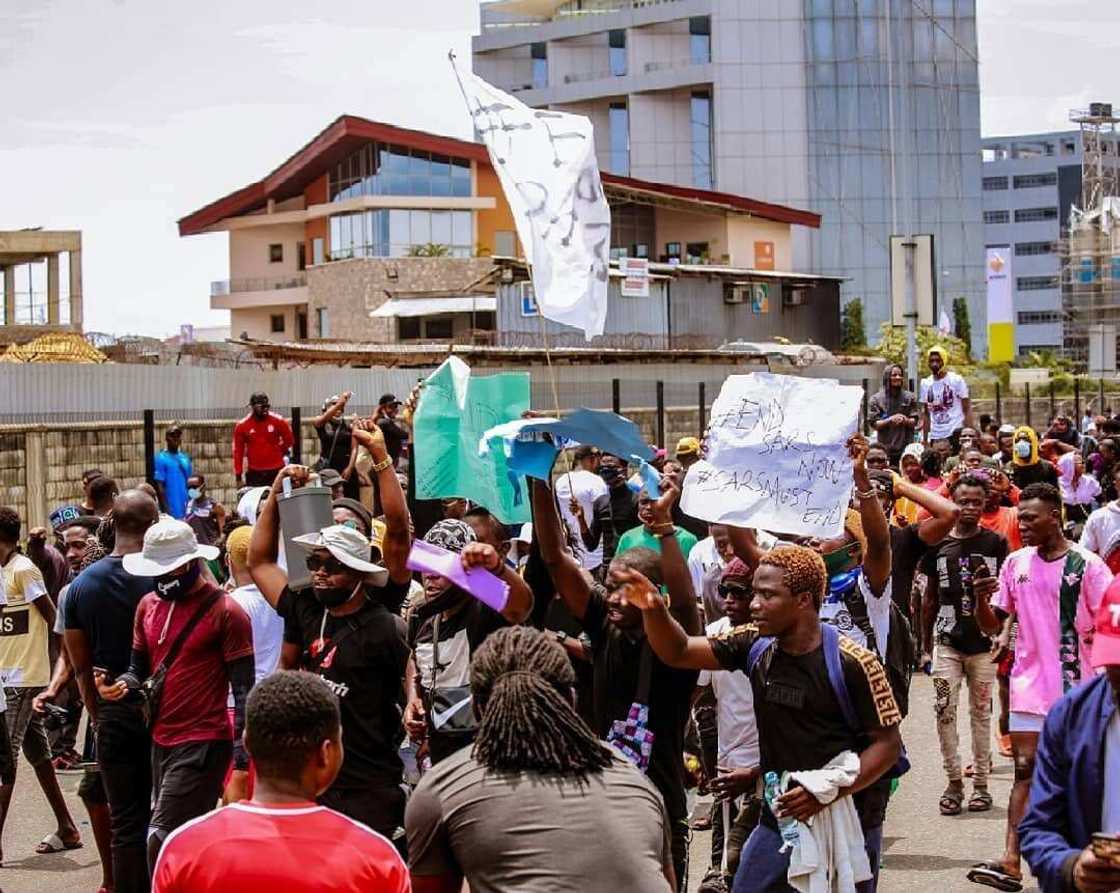 Tension as opposing groups plan protests at Lekki Toll gate Tension as opposing groups plan protests at Lekki Toll gate