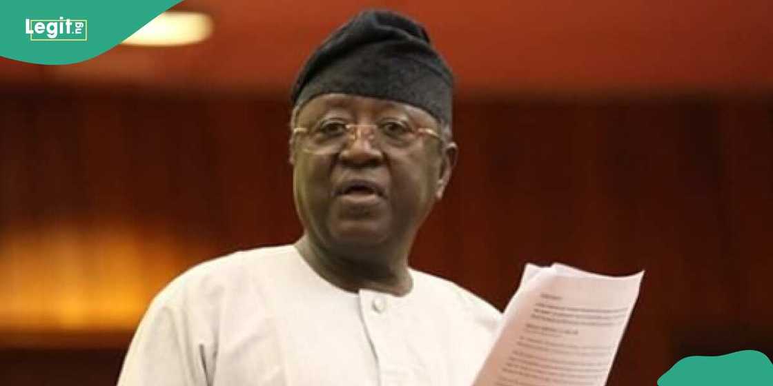 Tsohon gwamna ya soki hukuncin kotu duk da nasarar da PDP ta samu Tsohon gwamna ya soki hukuncin kotu duk da nasarar da PDP ta samu