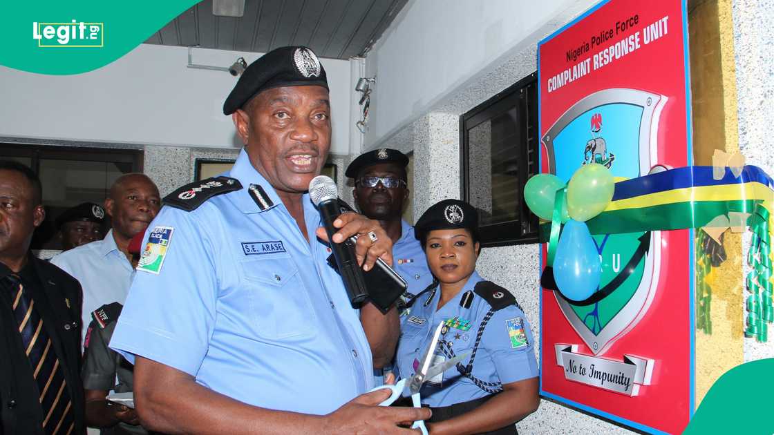 Former Nigerian inspector general of police Solomon Arase dies in Abuja/Solomon Arase dead/Solomon Arase death Former Nigerian inspector general of police Solomon Arase dies in Abuja/Solomon Arase dead/Solomon Arase death