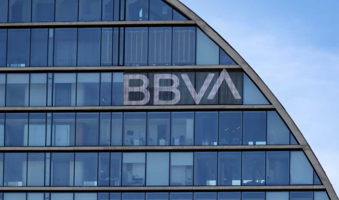 The proposed deal aims to create a European banking powerhouse capable of competing with industry heavyweights such as Santander, BNP Paribas and HSBC