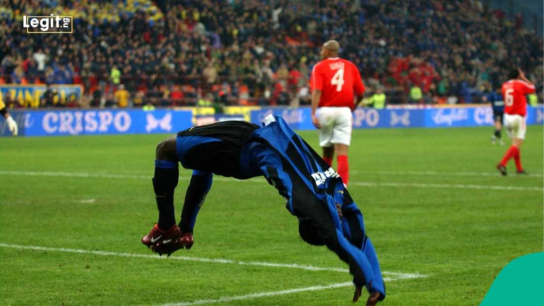 Nigeria, Obafemi Martins, Super Eagles, Benfica, UEFA, Football. Nigeria, Obafemi Martins, Super Eagles, Benfica, UEFA, Football.