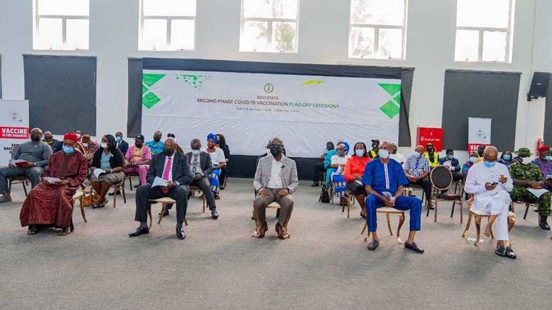Protesters sends strong warning to Governor Obaseki over COVID-19 vaccination Protesters sends strong warning to Governor Obaseki over COVID-19 vaccination