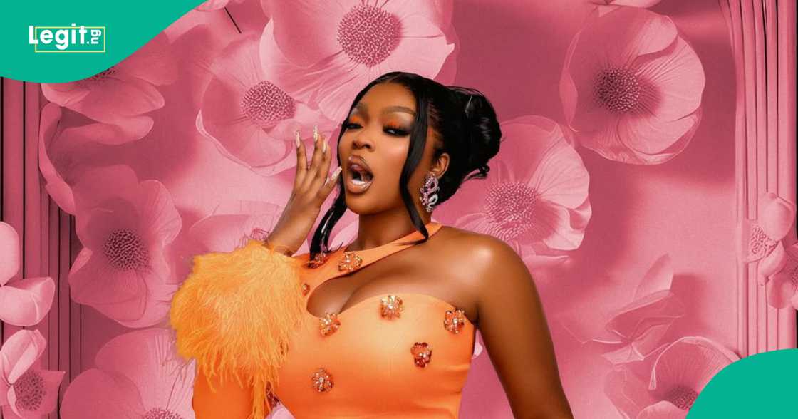 Caramel Plugg disturbs the internet with expensive gifts from her new man. Caramel Plugg disturbs the internet with expensive gifts from her new man.