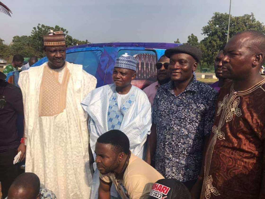 2019: Kungiyar direbobin Keke Napep sun bayyana goyon bayansu ga Buhari a kyautar Mota 2019: Kungiyar direbobin Keke Napep sun bayyana goyon bayansu ga Buhari a kyautar Mota