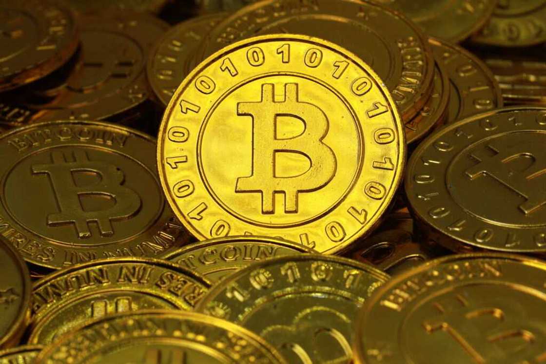 The Blame Game: Nigeria's Cryptocurrency Conundrum By Abiodun Adeoye