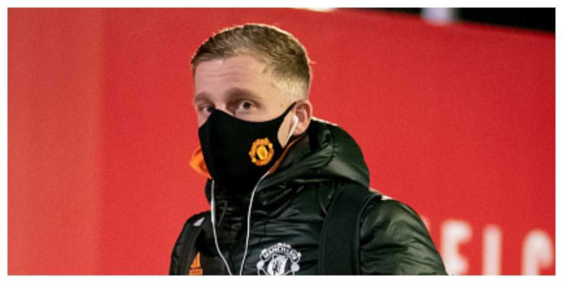 Donny van de Beek advised to leave if he doesn't feature against City Donny van de Beek advised to leave if he doesn't feature against City