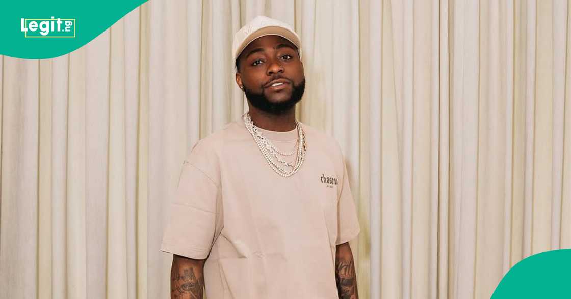 Egungun hails Davido's new album 5IVE. Egungun hails Davido's new album 5IVE.