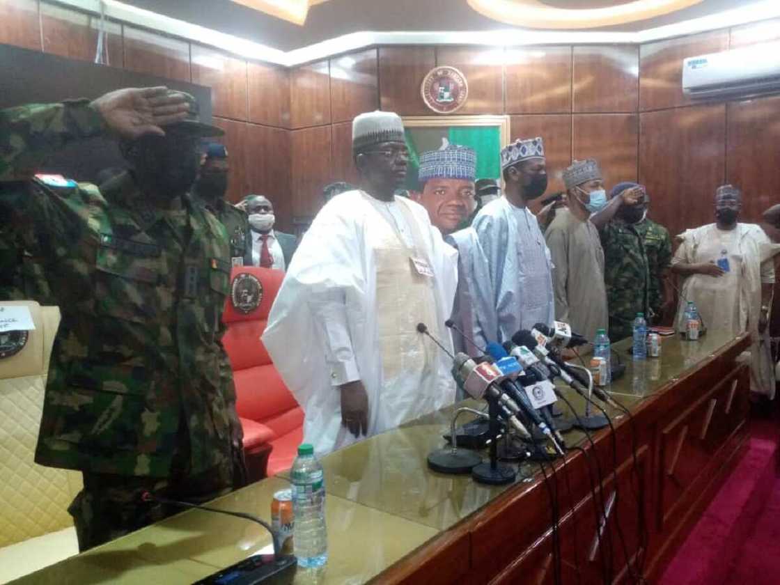 Hotuna: Hafsoshin tsaro sun dira jihar Zamfara, sun shiga ganawa da Matawalle