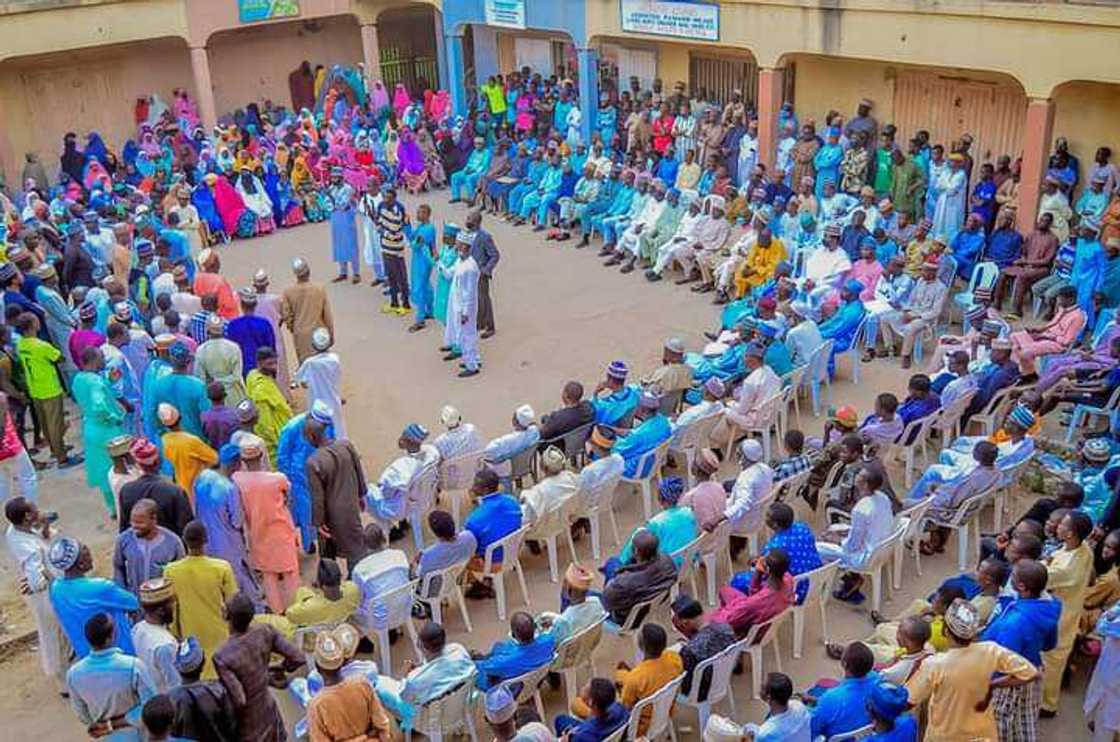 Hadimin Ganduje da dubban magoya bayansa sun koma sansanin Shekarau