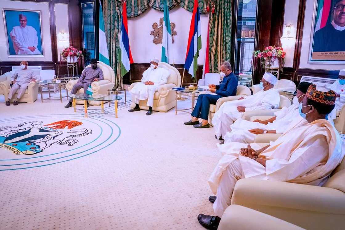 President Buhari holds meeting with Goodluck Jonathan in Aso Rock President Buhari holds meeting with Goodluck Jonathan in Aso Rock