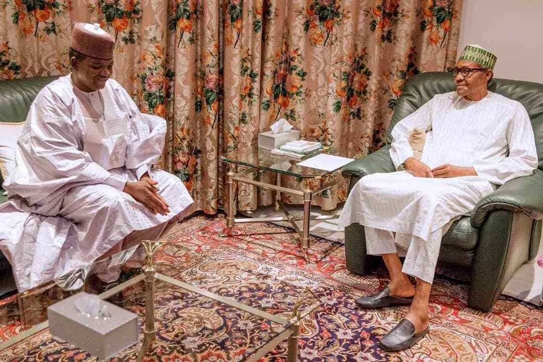 Kada ka bari Matawalle ya ci mutuncinmu - Iyalan Shehu Idris ga Buhari Kada ka bari Matawalle ya ci mutuncinmu - Iyalan Shehu Idris ga Buhari
