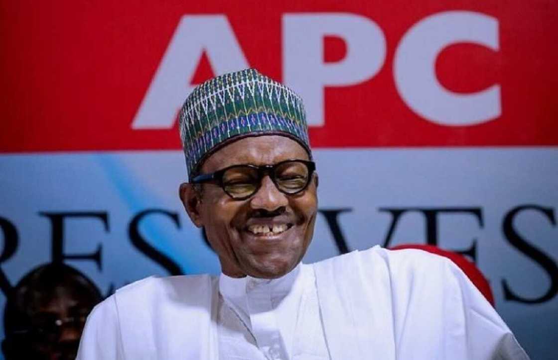 Buhari ya cika da farin ciki yayinda aka saki daliban makarantar Kagara Buhari ya cika da farin ciki yayinda aka saki daliban makarantar Kagara