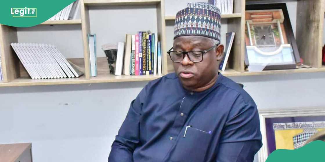 Sanata a jihar Kwara ya tafka babban rashi Sanata a jihar Kwara ya tafka babban rashi