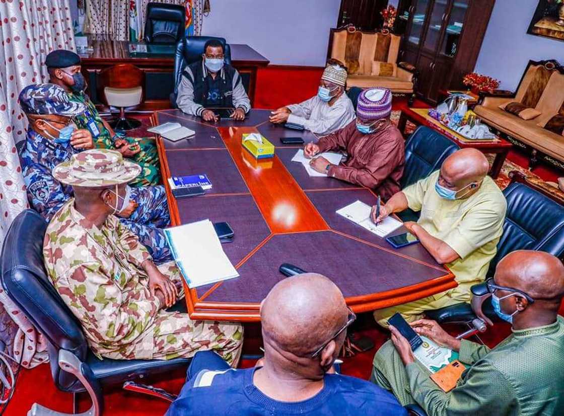 Lalong in an emergency security meeting in Jos