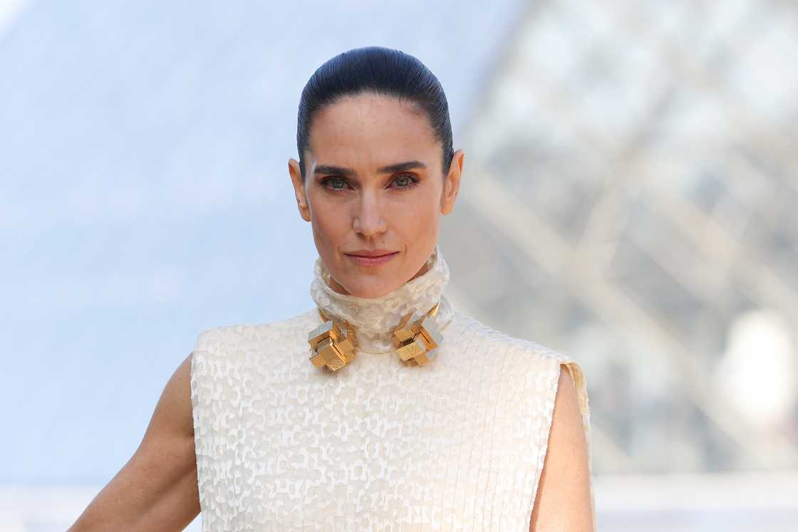 Jennifer Connelly attends the Louis Vuitton Womenswear Fall/Winter show as part of Paris Fashion Week in Paris, France Jennifer Connelly attends the Louis Vuitton Womenswear Fall/Winter show as part of Paris Fashion Week in Paris, France