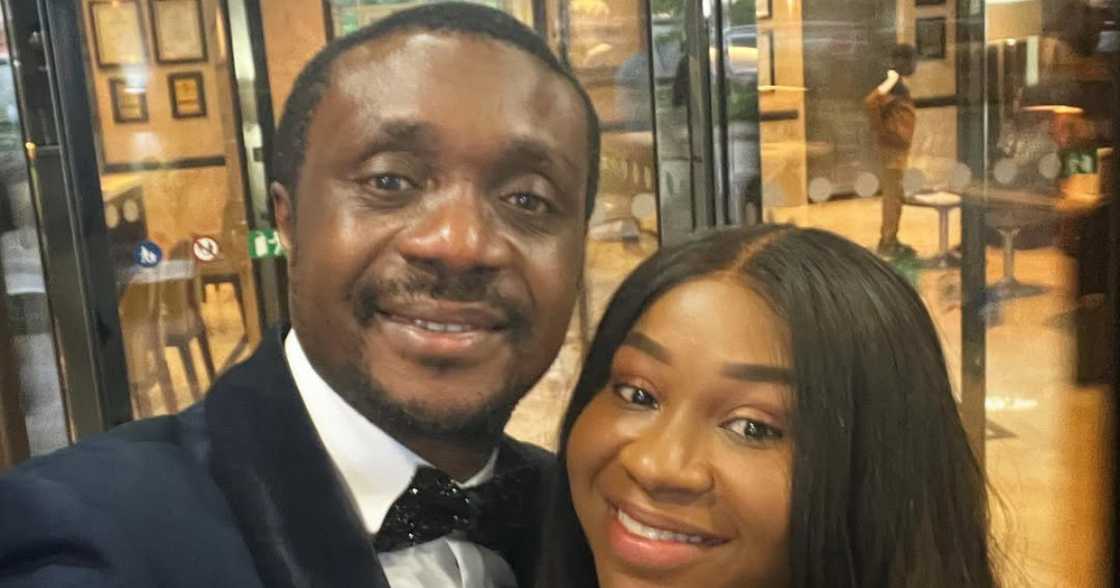 Nathaniel Bassey and wife smile at each other in public, clip trends. Nathaniel Bassey and wife smile at each other in public, clip trends.