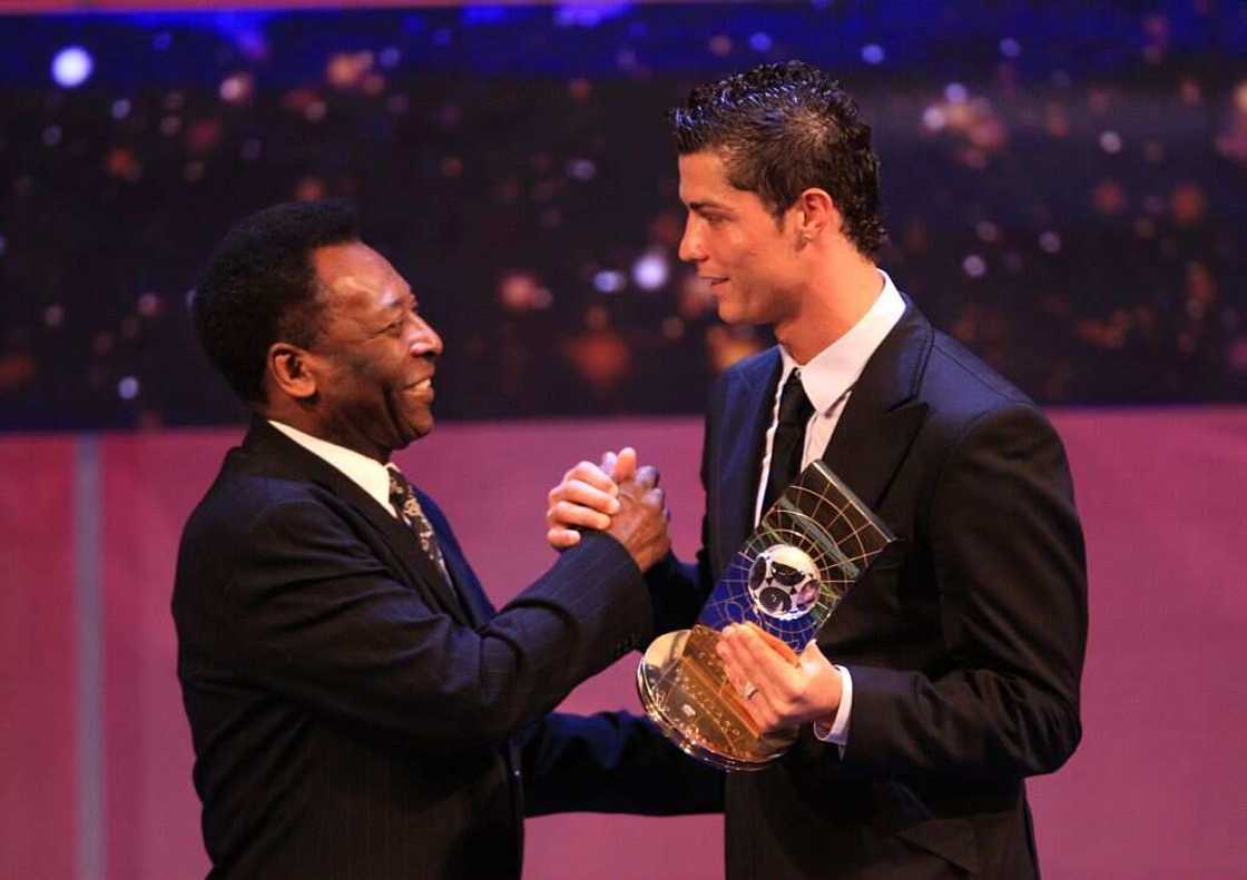 Football legend Pepe finally congratulates Cristiano Ronaldo after breaking his official goals record Football legend Pepe finally congratulates Cristiano Ronaldo after breaking his official goals record