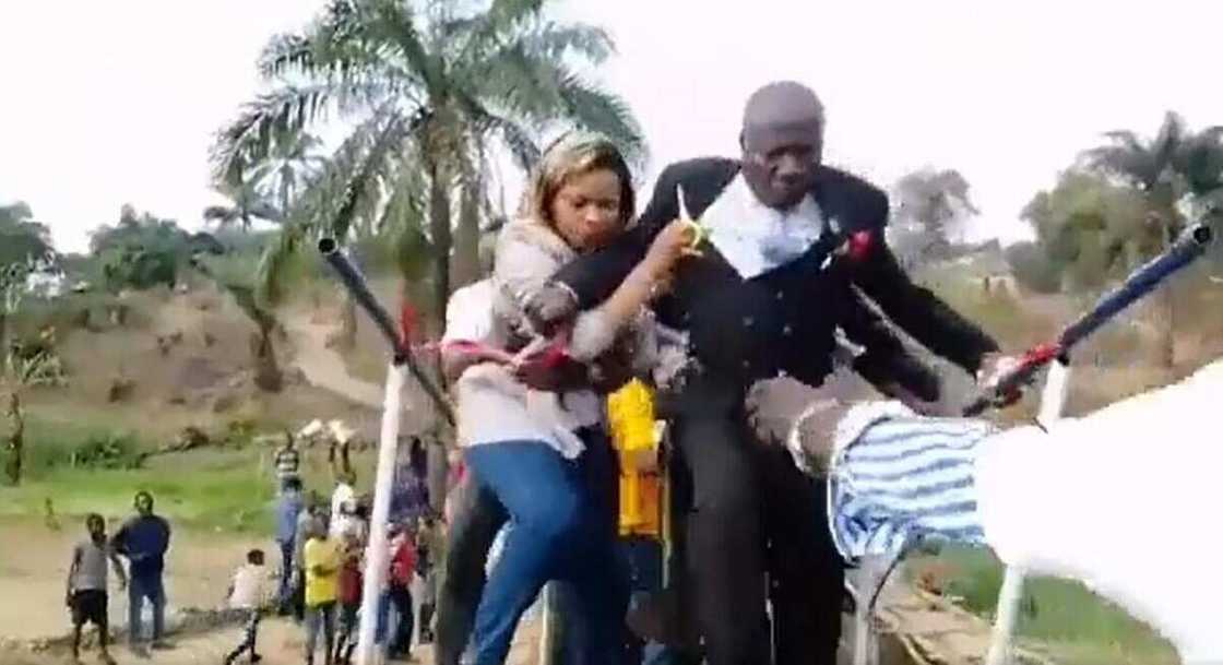 Kaddamar da gada a DRC. Kaddamar da gada a DRC.