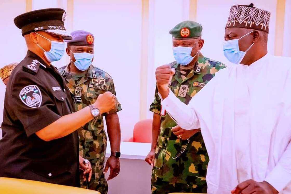 Sufetan yan sanda a wurin taron tsaro Sufetan yan sanda a wurin taron tsaro