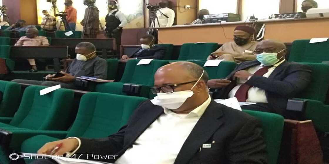 Ciyar da 'yan makaranta: Majalisar wakilai ta caccaki FG a kan kashe N187bn Ciyar da 'yan makaranta: Majalisar wakilai ta caccaki FG a kan kashe N187bn