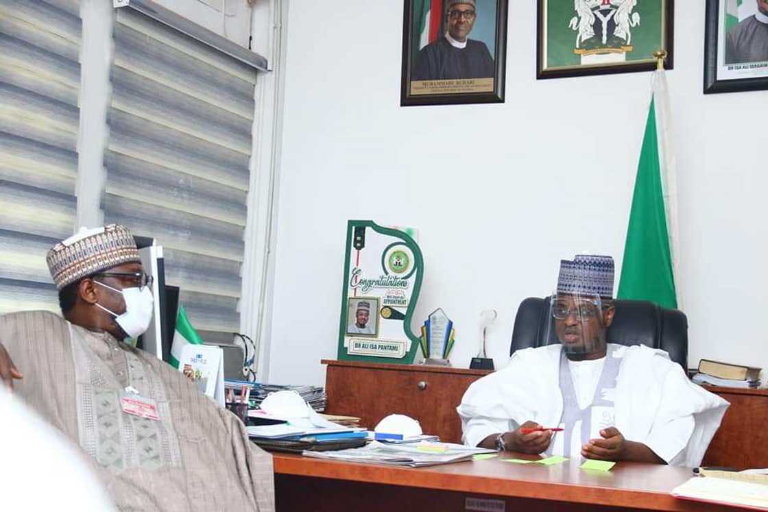 Sheikh Murtala Sokoto ya ce irinsu Isa Pantami su ka fi dacewa da shugabanci Sheikh Murtala Sokoto ya ce irinsu Isa Pantami su ka fi dacewa da shugabanci