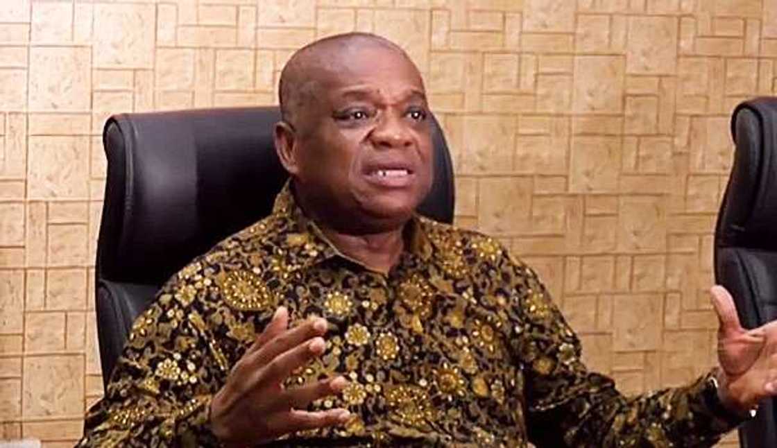 Ya kamata Igbo su bude zuciyarsu su fara yarda da Buhari, Kalu Ya kamata Igbo su bude zuciyarsu su fara yarda da Buhari, Kalu