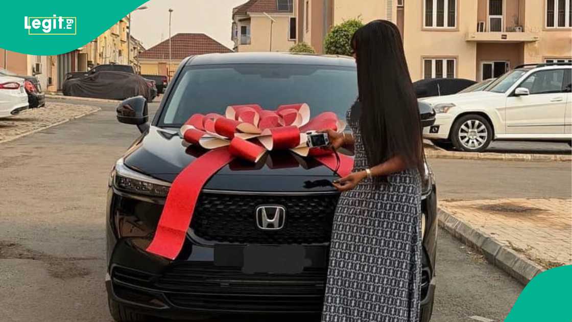 Man criticised online for buying a car for a lady who unblocked him. Man criticised online for buying a car for a lady who unblocked him.