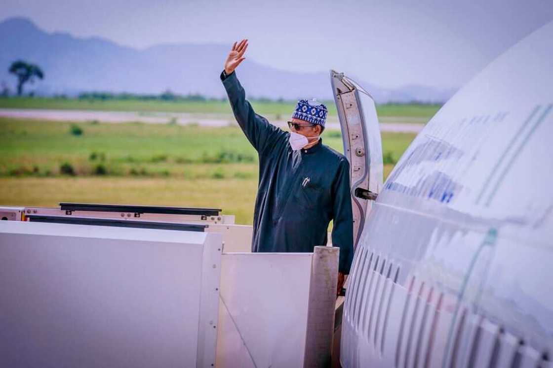 Buhari departs Nigeria Buhari departs Nigeria