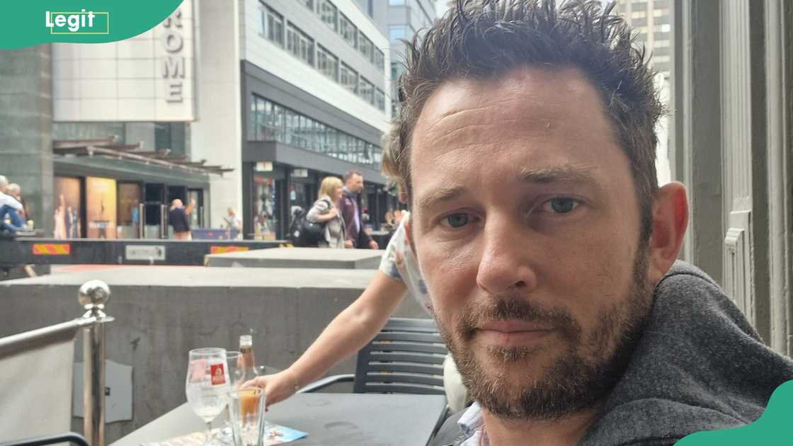 Sam Mouzer at a city restaurant