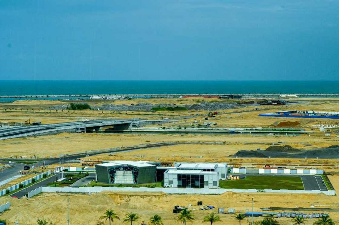 Sri Lanka's previous leadership accused of taking Beijing's money to finance vanity projects like the Port City development in Colombo Sri Lanka's previous leadership accused of taking Beijing's money to finance vanity projects like the Port City development in Colombo