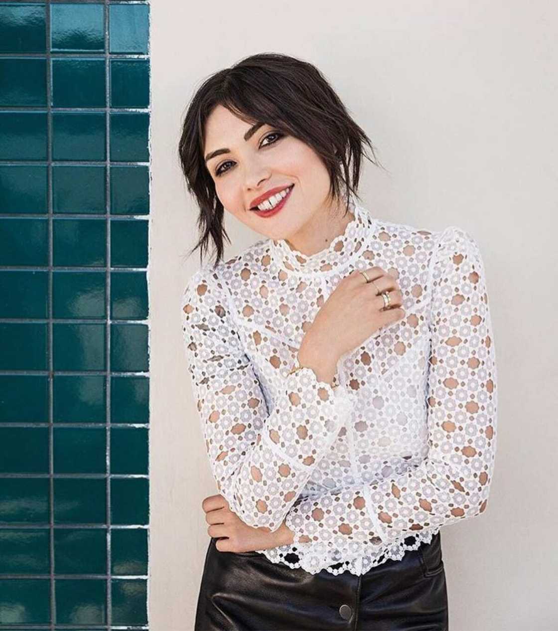 Daniella Pineda hot