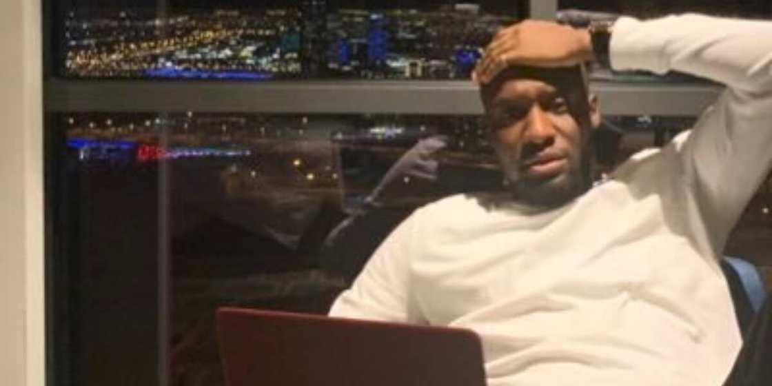 My Friend Wants to Propose to His Girlfriend that I Caught Cheating: Man Seeks Advice, Many React My Friend Wants to Propose to His Girlfriend that I Caught Cheating: Man Seeks Advice, Many React