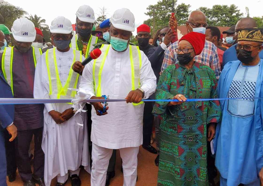 Gov Ugwuanyi Intervenes on Amagunze/Amechi Idodo/Oruku Bridge