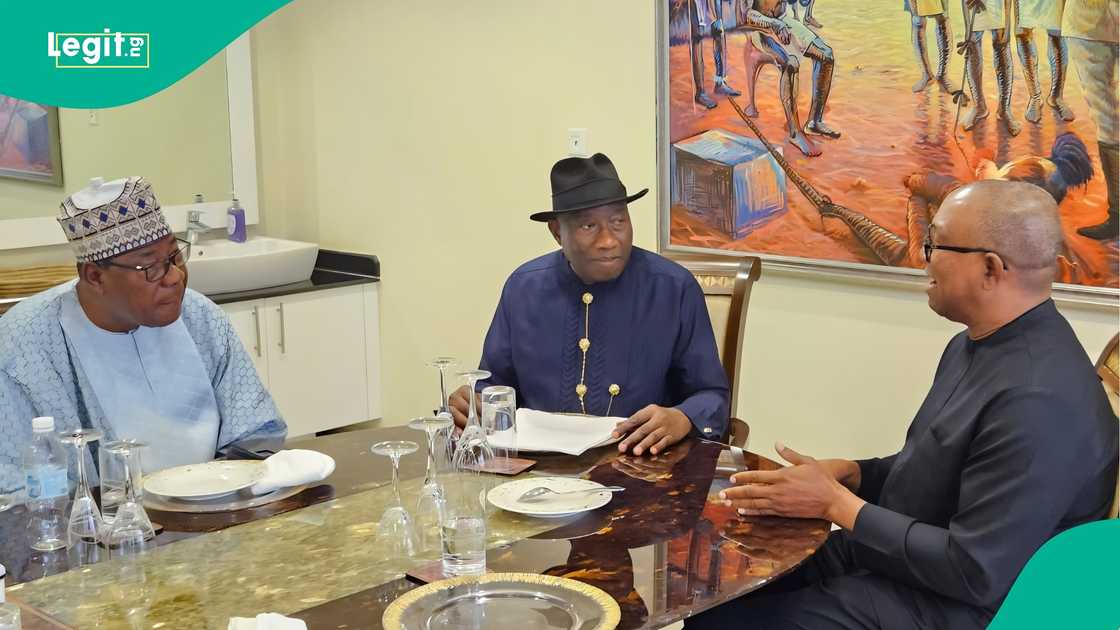 Kalu Okoronkwo asks if Jonathan’s global stature can revive a fractured PDP ahead of 2027. Kalu Okoronkwo asks if Jonathan’s global stature can revive a fractured PDP ahead of 2027.