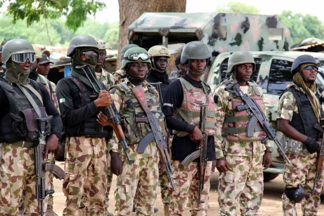 Nigerian soldiers Nigerian soldiers