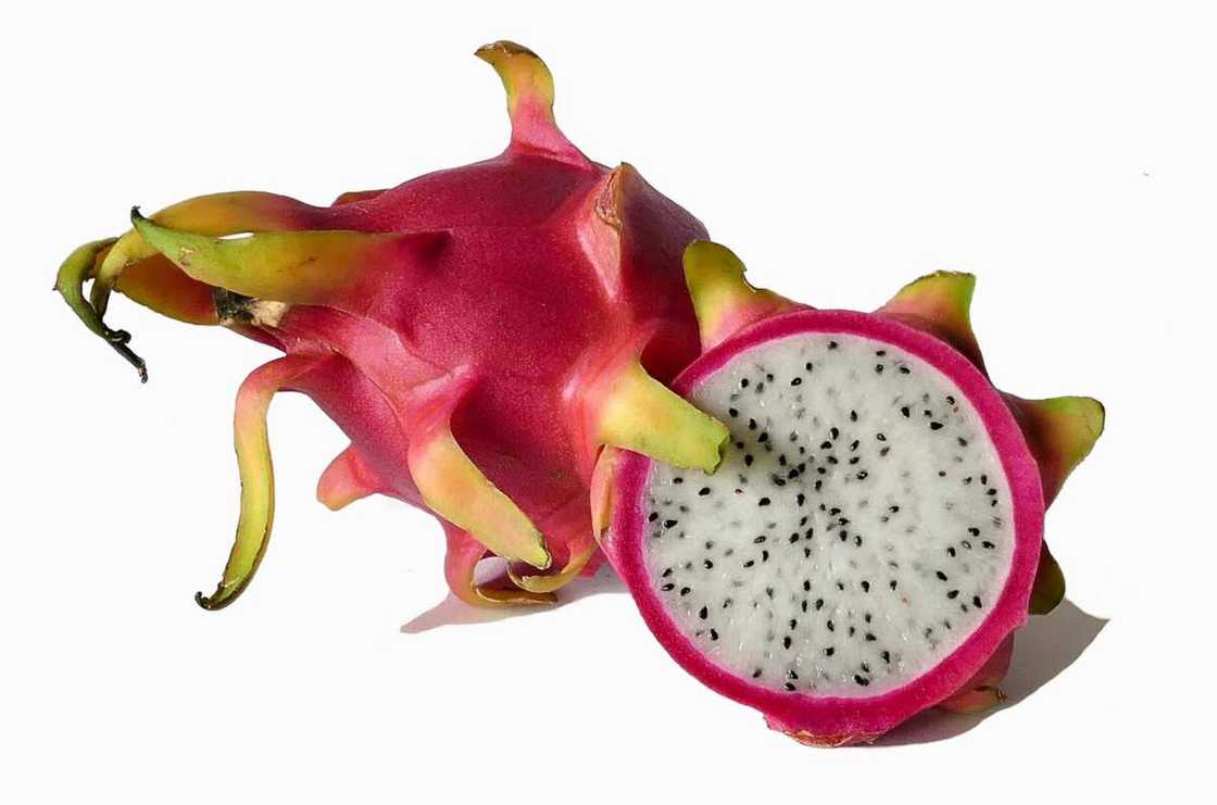 Fruit du dragon connu également sous le nom Pitaya