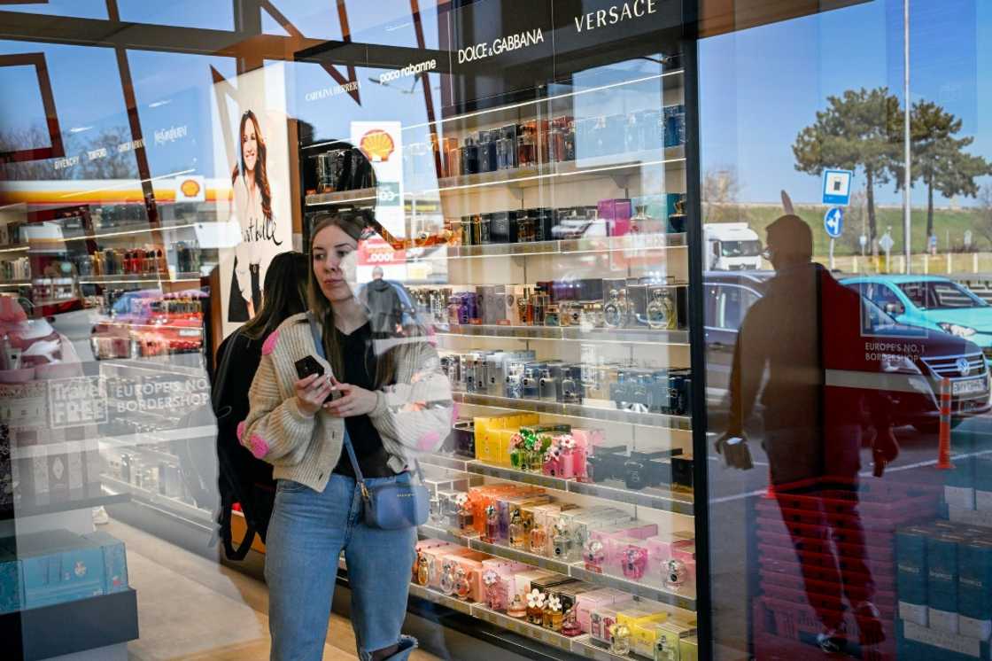 Droves of Romanians have been flocking to the Bulgarian border city of Rousse since both countries fully joined Europe's Schengen zone Droves of Romanians have been flocking to the Bulgarian border city of Rousse since both countries fully joined Europe's Schengen zone