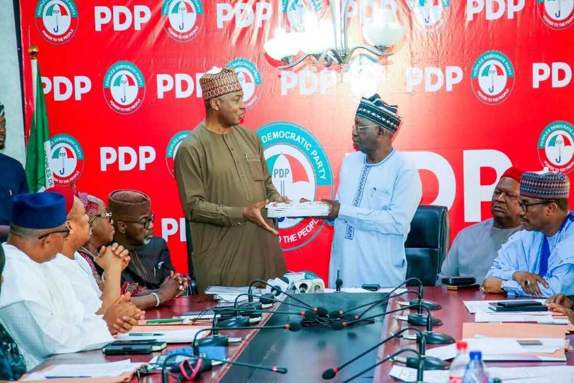 PDP, committee, Bukola Saraki, Iyiorchia Ayu, Primary election, party members PDP, committee, Bukola Saraki, Iyiorchia Ayu, Primary election, party members