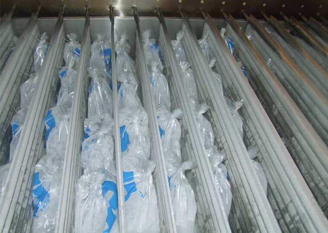 Tsananin zafin rana ya sanya kankara zama tamkar zinare a jihar Bauchi Tsananin zafin rana ya sanya kankara zama tamkar zinare a jihar Bauchi